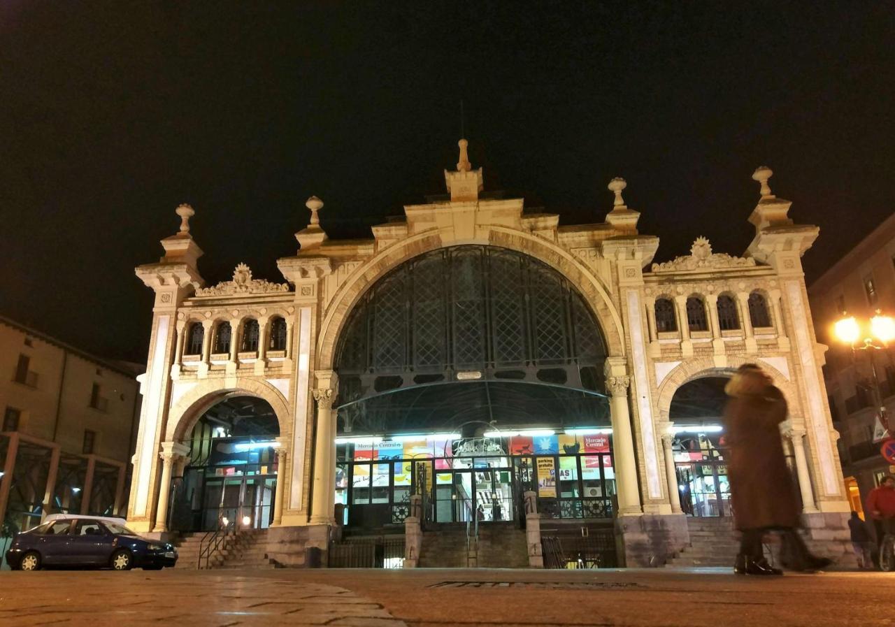 Mirador Del Portillo Zaragoza Exterior foto
